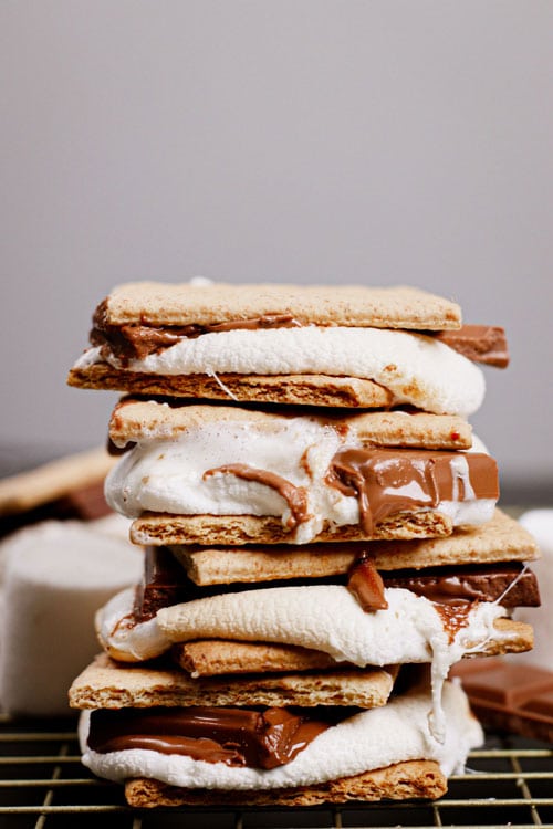 S'Mores in Air Fryer  : Crispy, Gooey, and Irresistible!