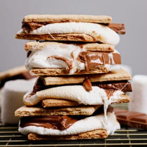 4 layers of air fryer s'mores