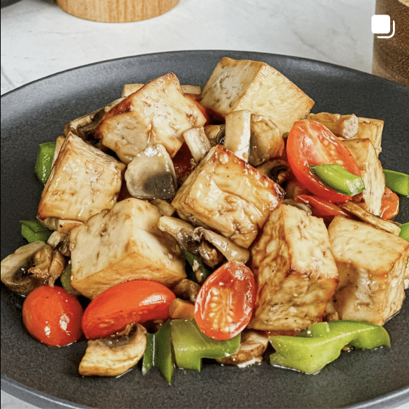 Instagram carousel - tofu and veggies in air fryer