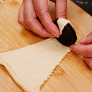 Step 4: Wrapping oreo with Pillsbury crescent rolls dough.