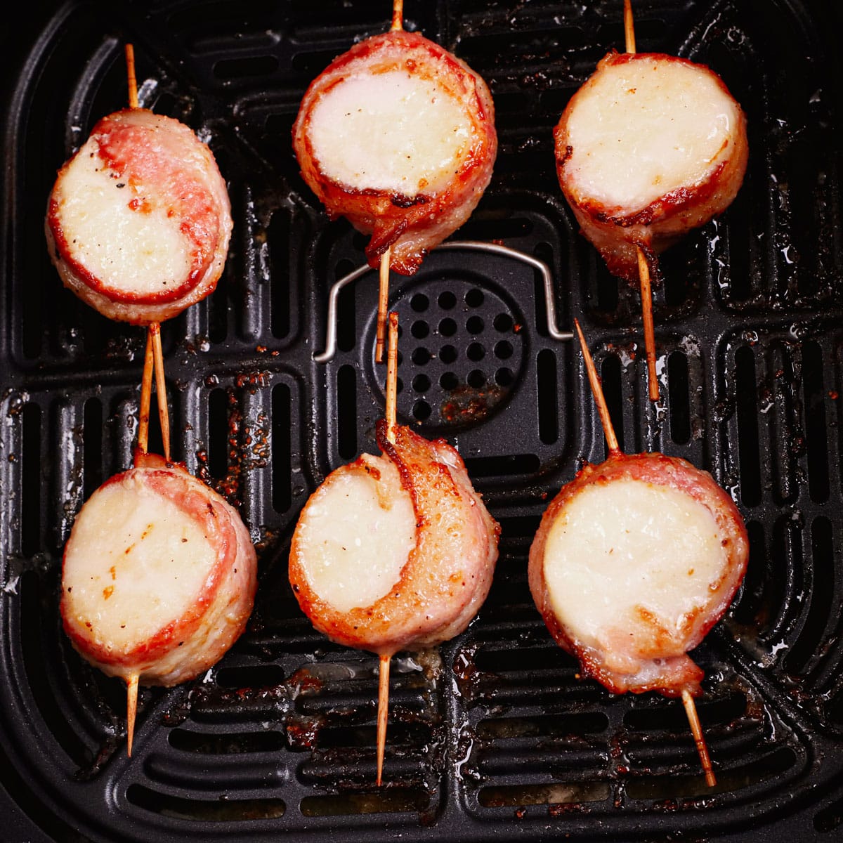 Cooking bacon wrapped scallops in air fryer