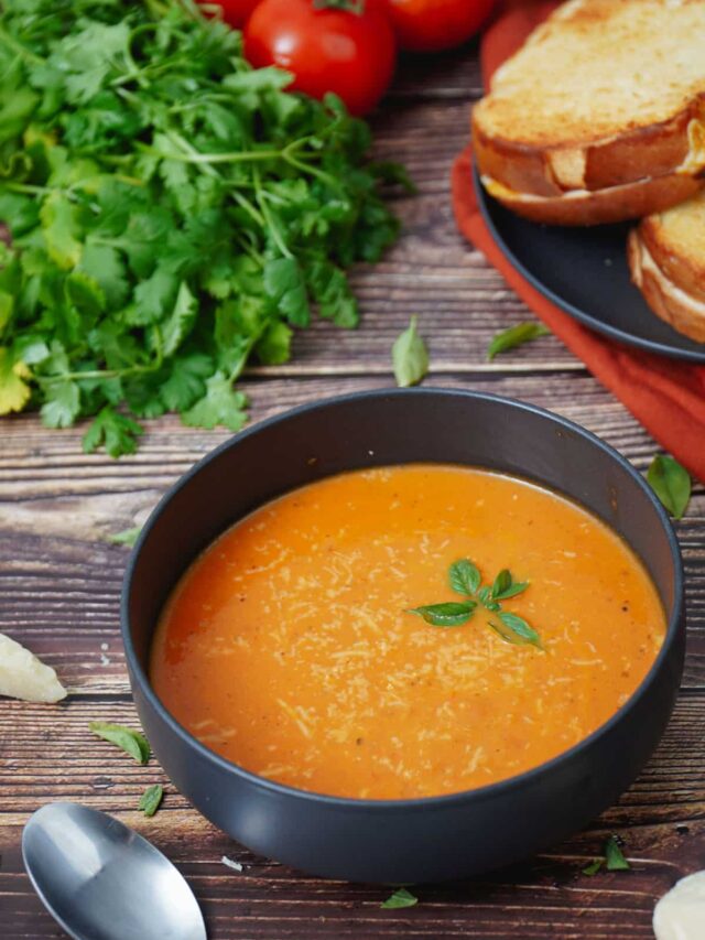 Creamy Air Fryer Roasted Tomato Soup Recipe