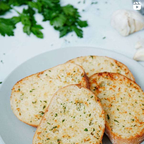 Instagram Reel - Air fryer garlic bread recipe