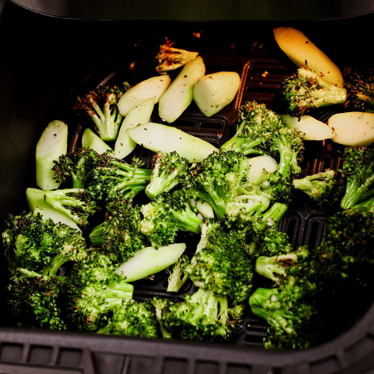 Roasting broccoli in air fryer
