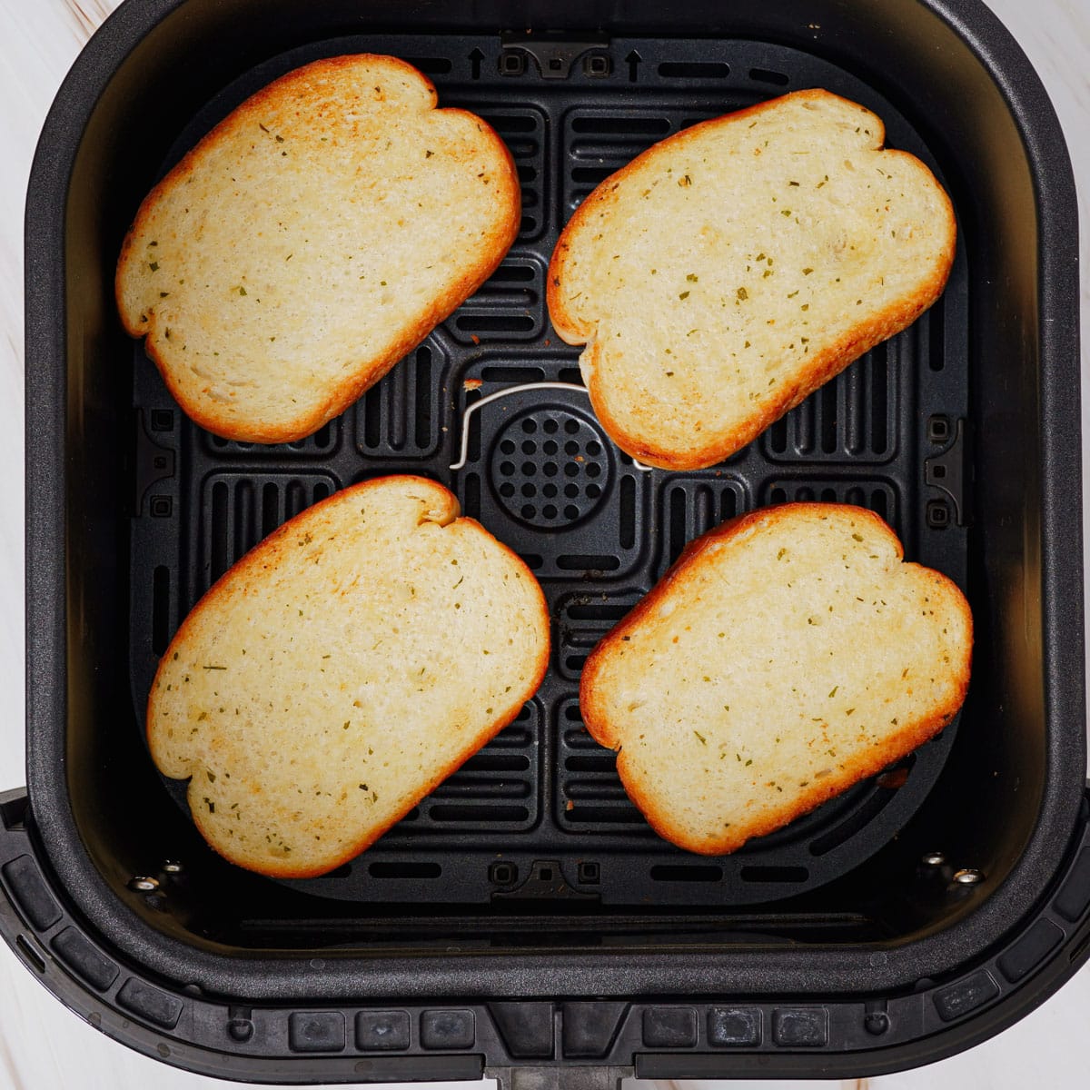 Cooking Texas toasts in air fryer