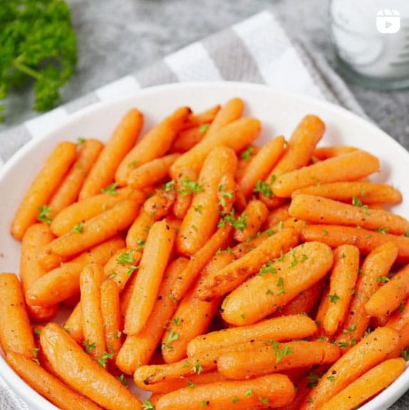 Instagram Reel - Air Fryer Roasted Baby Carrots
