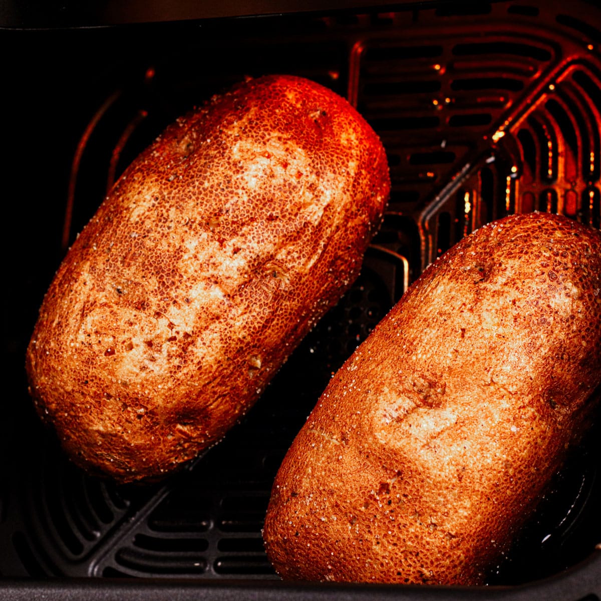 Cooking baked potatoes in air fryer