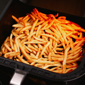 Reheating McDonald's fries in an air fryer.